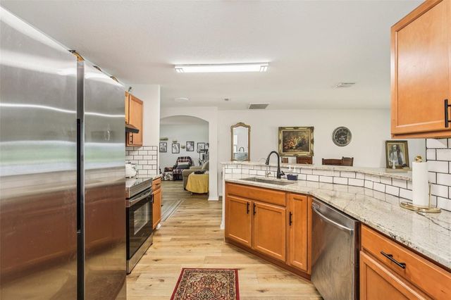 636 CHATHAM WALK DRIVE, Ruskin, FL 33570