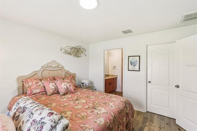 636 CHATHAM WALK DRIVE, Ruskin, FL 33570
