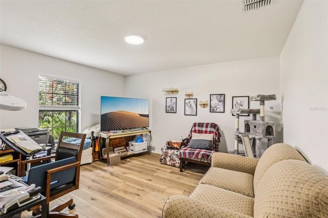 636 CHATHAM WALK DRIVE, Ruskin, FL 33570
