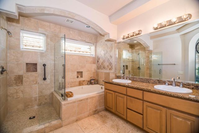 208 Piazza Di Sotto, Palm Desert, CA 92260