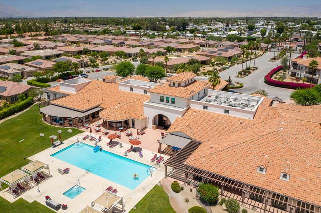 208 Piazza Di Sotto, Palm Desert, CA 92260
