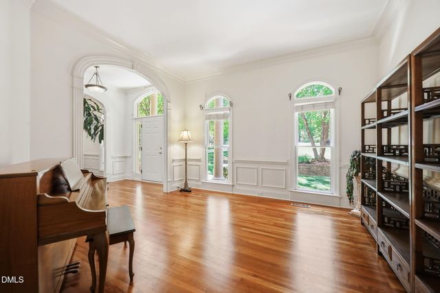 1017 Old Meetinghouse Way, Raleigh, NC 27615