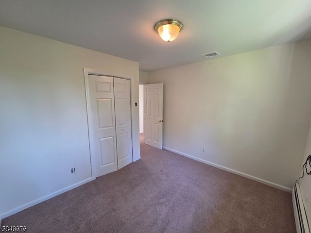 2 Beemer Rd, Wantage Twp., NJ 07461