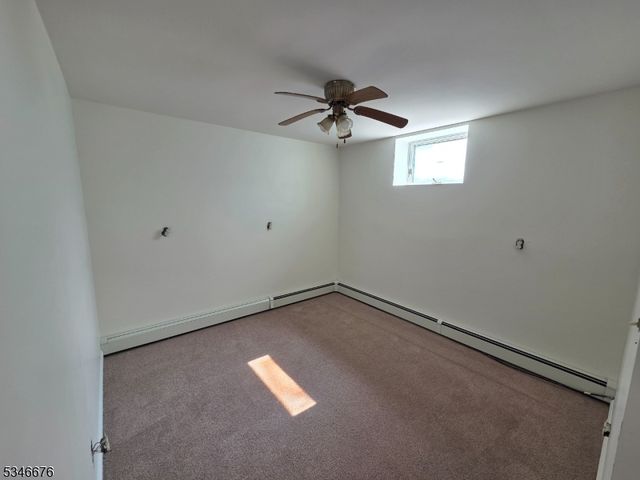 2 Beemer Rd, Wantage Twp., NJ 07461