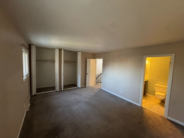 442 Congress Court 9, Wood Dale, IL 60191