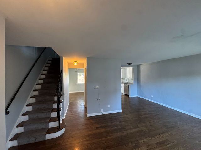 442 Congress Court 9, Wood Dale, IL 60191
