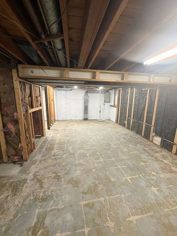 442 Congress Court 9, Wood Dale, IL 60191