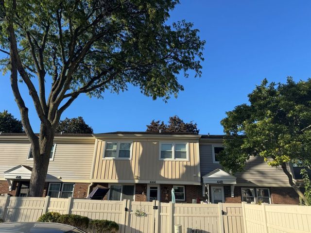 442 Congress Court 9, Wood Dale, IL 60191