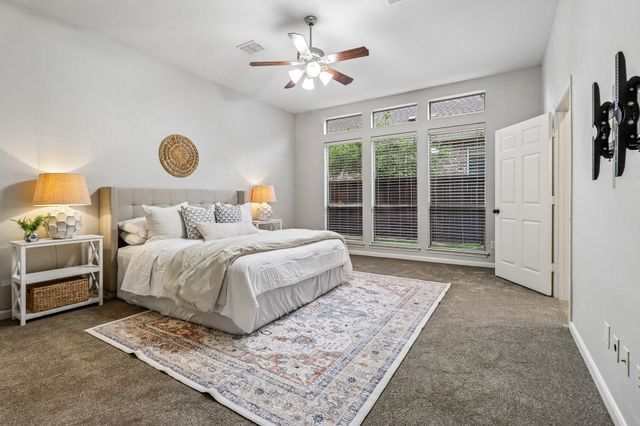 8417 Freedom Way, North Richland Hills, TX 76182