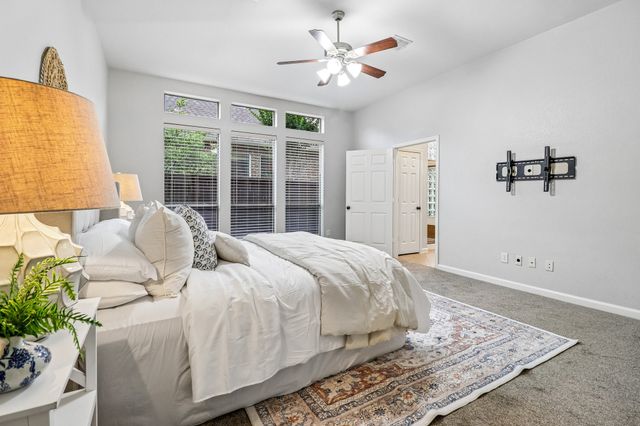 8417 Freedom Way, North Richland Hills, TX 76182