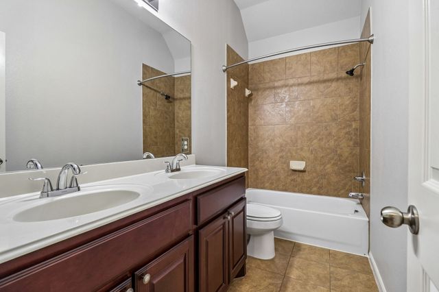 8417 Freedom Way, North Richland Hills, TX 76182