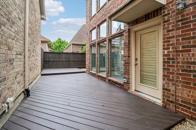8417 Freedom Way, North Richland Hills, TX 76182