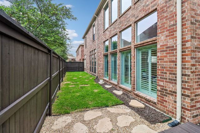8417 Freedom Way, North Richland Hills, TX 76182