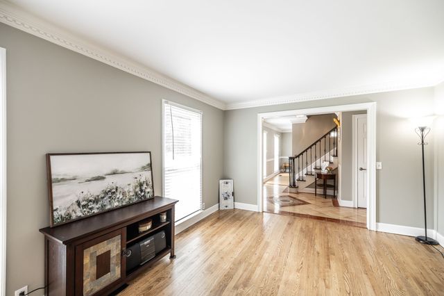 131 W Ridge Dr, Hendersonville, TN 37075