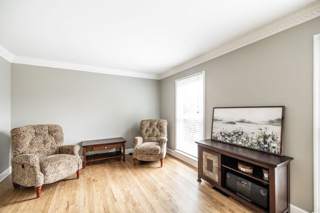 131 W Ridge Dr, Hendersonville, TN 37075