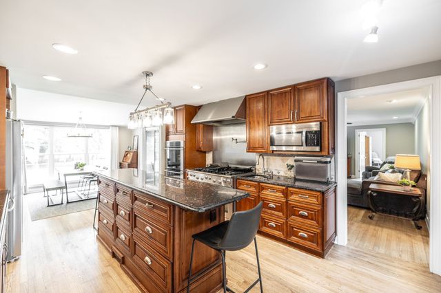 131 W Ridge Dr, Hendersonville, TN 37075