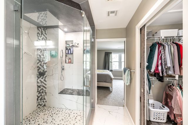 131 W Ridge Dr, Hendersonville, TN 37075