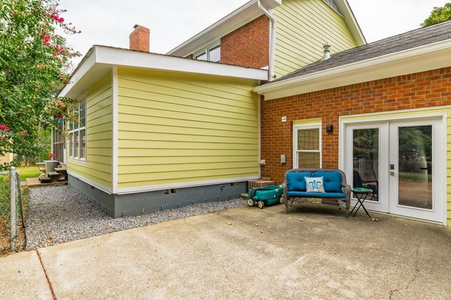 131 W Ridge Dr, Hendersonville, TN 37075