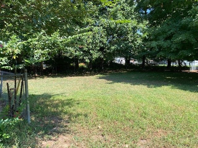 131 W Ridge Dr, Hendersonville, TN 37075