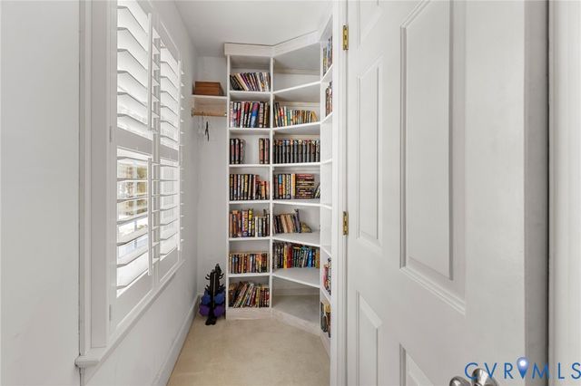 1906 Hickoryridge Rd, Henrico, VA 23238