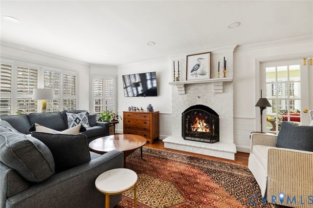 1906 Hickoryridge Rd, Henrico, VA 23238