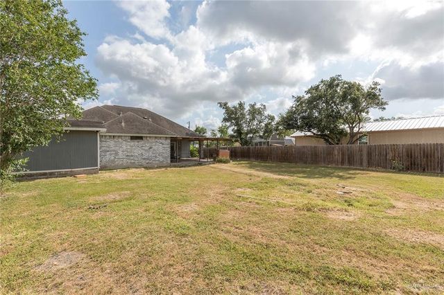 2915 Roselawn Drive, Weslaco, TX 78596