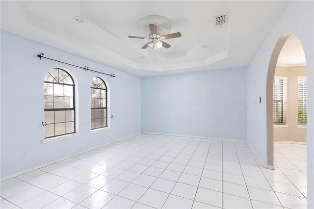 2915 Roselawn Drive, Weslaco, TX 78596