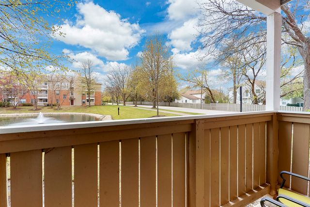 1411 Johnson Drive 1326, Buffalo Grove, IL 60089