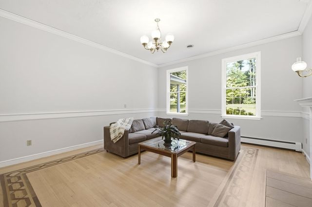 3 Windsor Drive, Foxboro, MA 02035