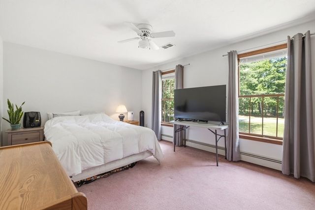 3 Windsor Drive, Foxboro, MA 02035