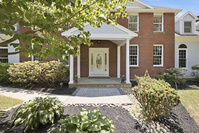 3 Windsor Drive, Foxboro, MA 02035