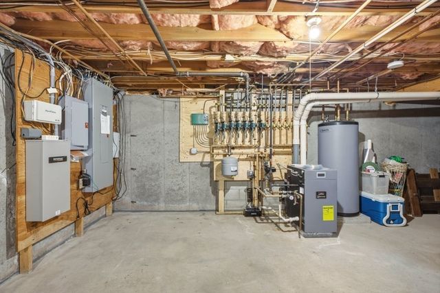 3 Windsor Drive, Foxboro, MA 02035