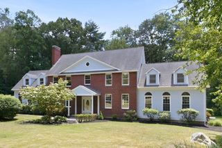 3 Windsor Drive, Foxboro, MA 02035