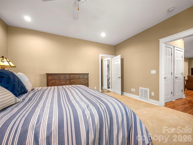 16 LaCoste Drive, Hendersonville, NC 28739