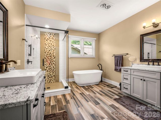 16 LaCoste Drive, Hendersonville, NC 28739