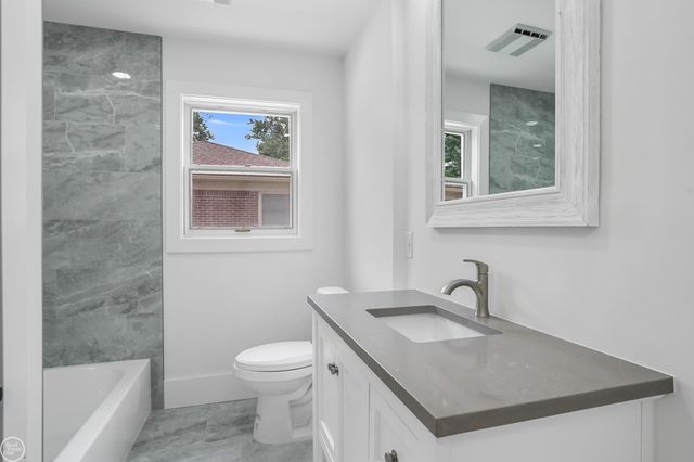 18870 Beverly Road, Beverly Hills, MI 48025