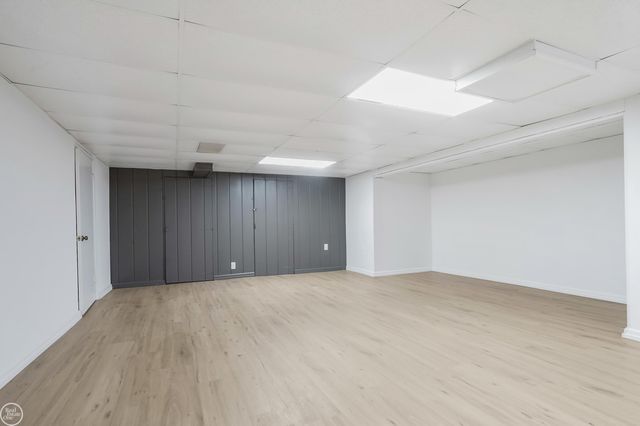 18870 Beverly Road, Beverly Hills, MI 48025