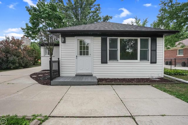 18870 Beverly Road, Beverly Hills, MI 48025