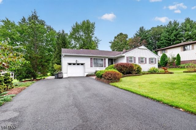 25 Normandy Dr, Wayne Twp., NJ 07470