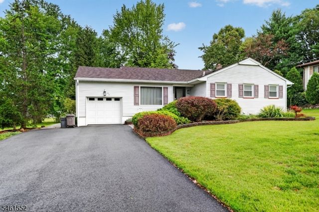 25 Normandy Dr, Wayne Twp., NJ 07470