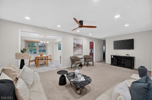 25 Normandy Dr, Wayne Twp., NJ 07470
