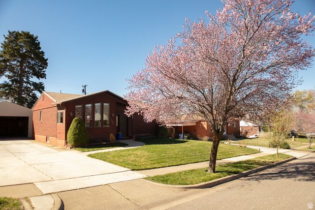 1029 DOUGLAS ST, Ogden, UT 84404