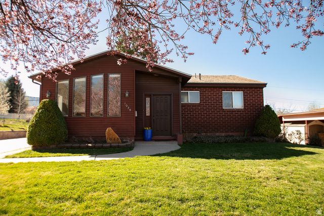 1029 DOUGLAS ST, Ogden, UT 84404