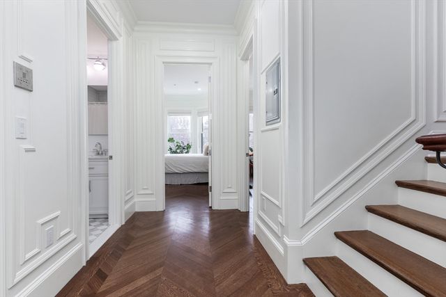 230 Commonwealth Ave, Boston, MA 02116