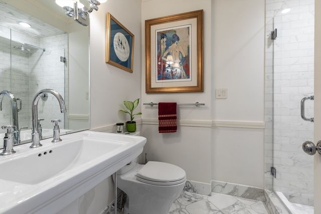 230 Commonwealth Ave, Boston, MA 02116