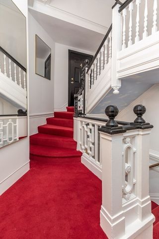 230 Commonwealth Ave, Boston, MA 02116