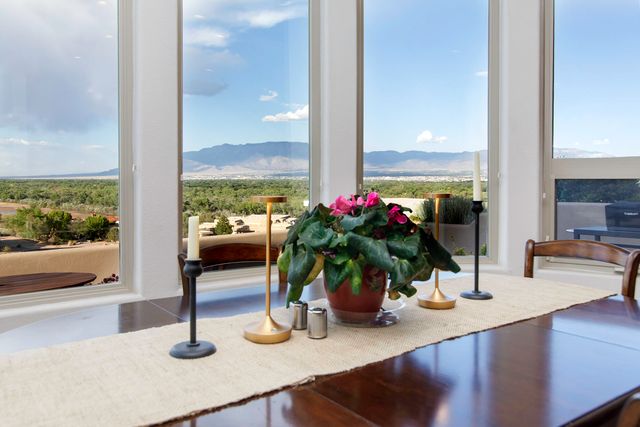 3816 OXBOW VILLAGE Lane NW, Albuquerque, NM 87120
