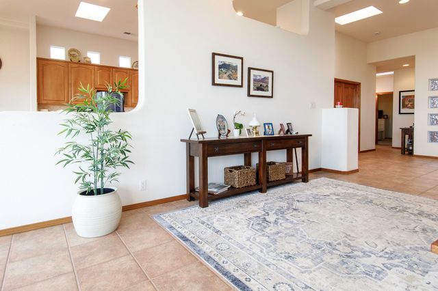 3816 OXBOW VILLAGE Lane NW, Albuquerque, NM 87120