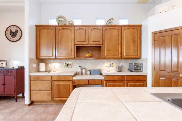 3816 OXBOW VILLAGE Lane NW, Albuquerque, NM 87120