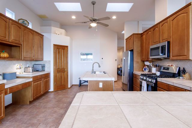 3816 OXBOW VILLAGE Lane NW, Albuquerque, NM 87120